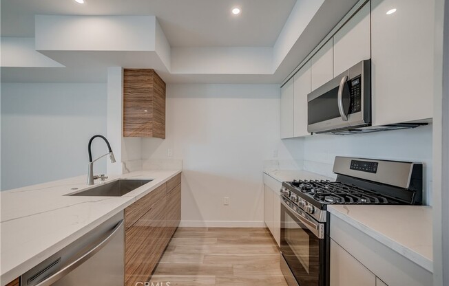 4 beds, 3 baths, 1,680 sqft, $3,995, Unit 302