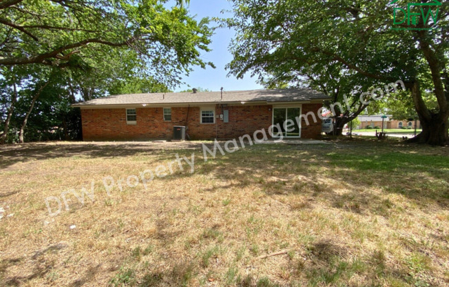 4 beds, 2 baths, $2,195