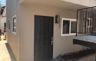 1 Bedroom on Ingraham Street blocks from the beach in Pacific Beach!