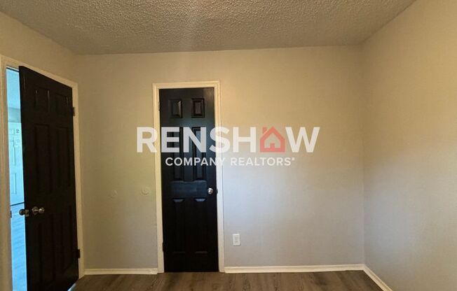 2 beds, 1 bath, $850, Unit 1265 James St #2