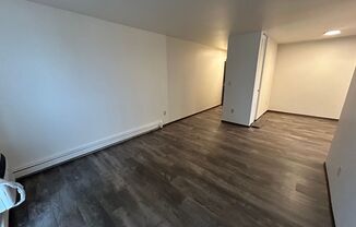 1 bed, 1 bath, $1,055, Unit 54