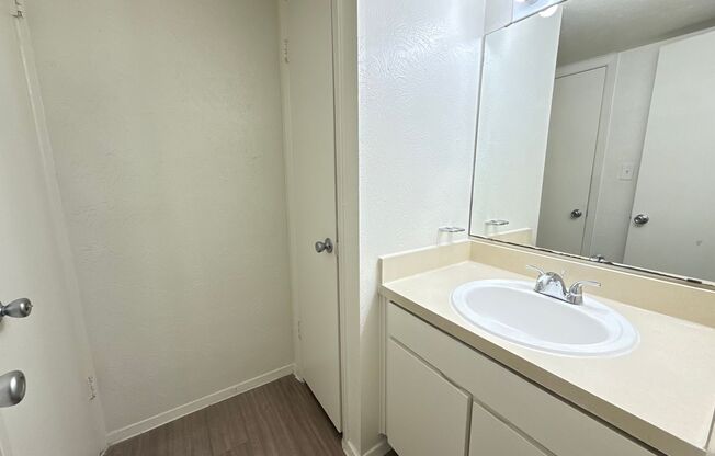 1 bed, 1 bath, 619 sqft, $1,299, Unit OPA-276