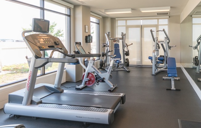 2 beds, 1 bath, $4,250, Unit 209