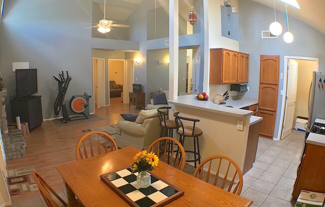 East El Paso 3 bed Refrig A/C
