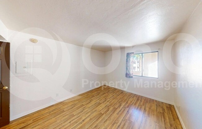 1 bed, 1 bath, 560 sqft, $949, Unit 232