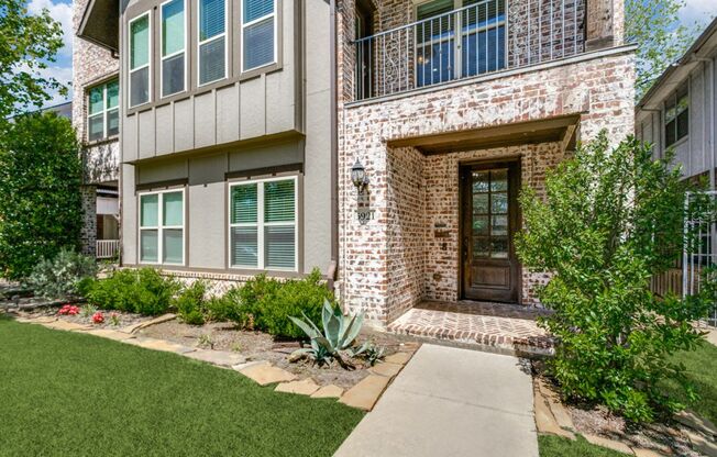 Immaculately maintained Lower Greenville home!