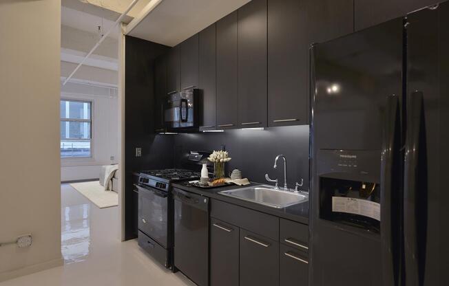 80 Nassau St #303