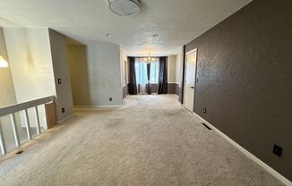 3 beds, 2 baths, $1,425, Unit 103