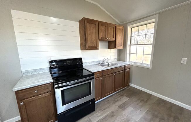 2 Bedroom and 1 Bath Home in Jacksonville