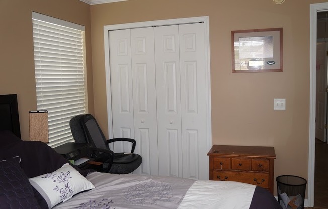 3 beds, 2 baths, $2,100