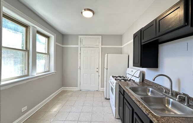 7930 KINGSTON
