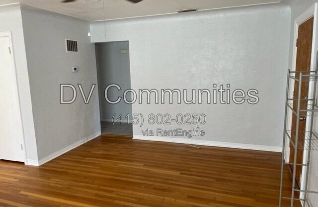 888 14 AVE S