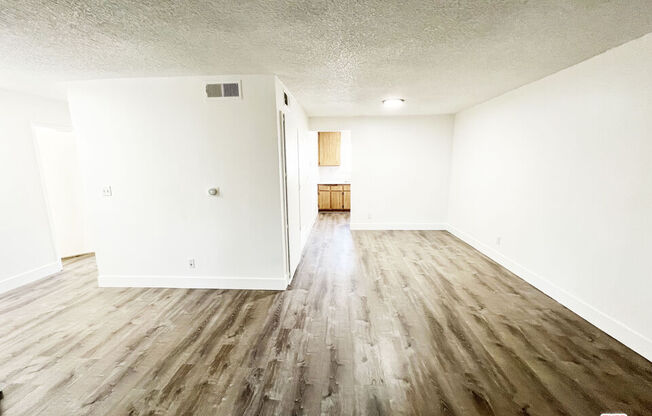 1 bed, 1 bath, 750 sqft, $1,850, Unit 24