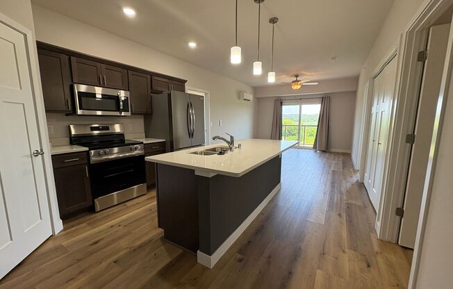 2 beds, 2 baths, 978 sqft, $1,900, Unit 5115-309