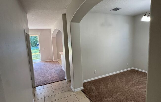 Waterford Trails: 5 Bedroom+ loft, 3 Bath, 2 Car Garage.