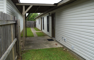 2 beds, 2 baths, $1,250