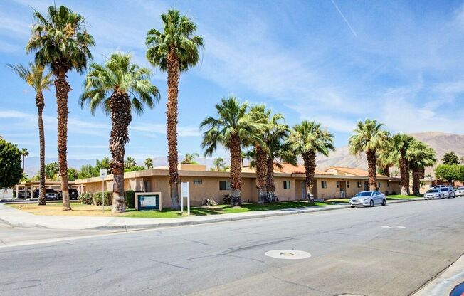 2 beds, 2 baths, $2,175, Unit Unit 08