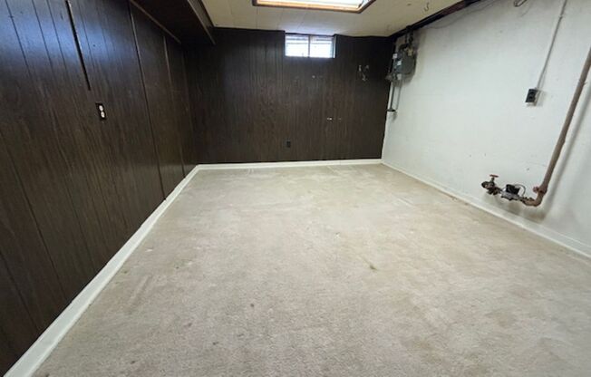 2 beds, 1 bath, $1,799