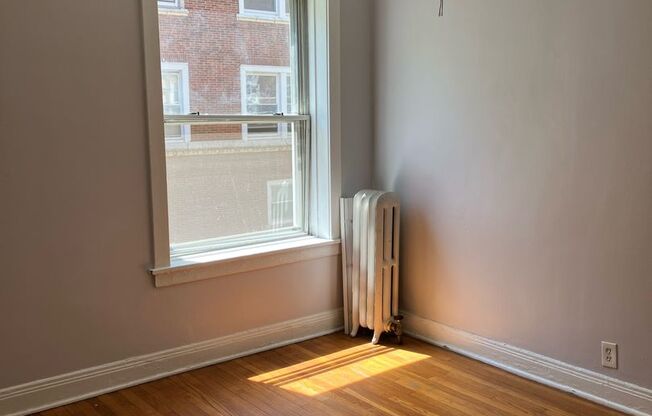 1 bed, 1 bath, 900 sqft, $1,750, Unit 4410-49