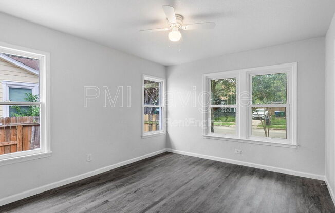 1719 SCHLEY AVE