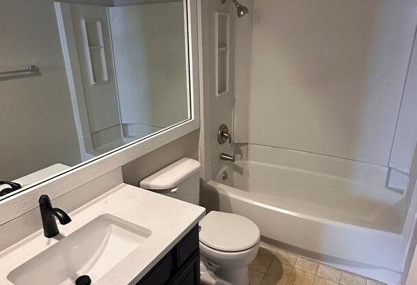 $1195 - 3 room 2 bath - Apartment located in Riverside