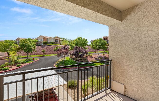 2 beds, 2 baths, $1,595, Unit # 822