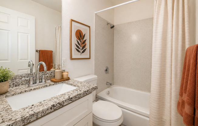 1 bed, 1 bath, 650 sqft, $1,300
