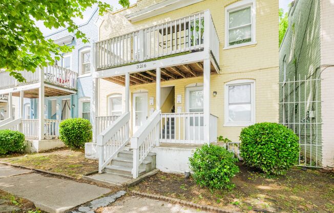 Cozy 1 bedroom apartment in Church Hill