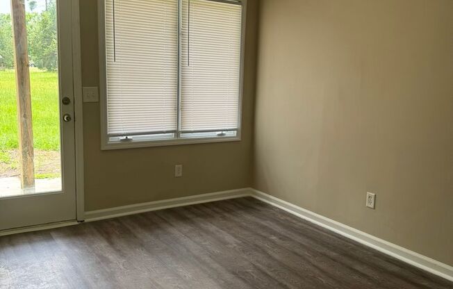 3 Woodrum Place