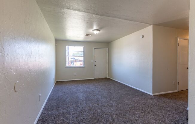 4 beds, 1 bath, $1,350