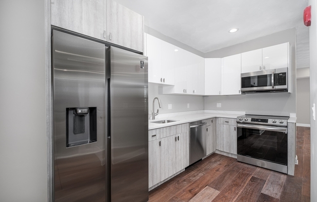 121 ADDISON