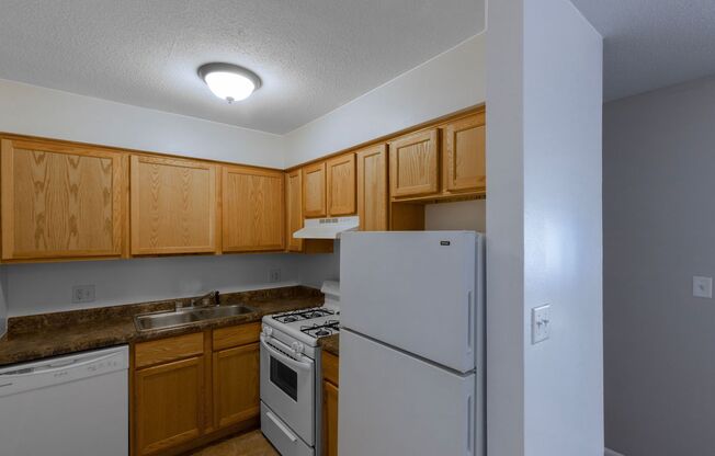 1 bed, 1 bath, 695 sqft, $825, Unit 129