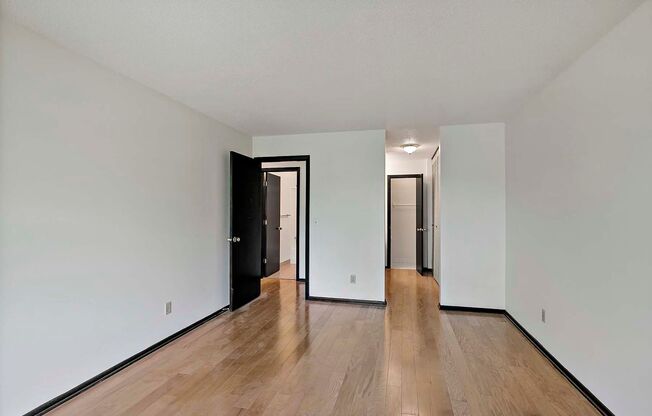 2 beds, 2 baths, 1,060 sqft, $1,200, Unit 7720-202