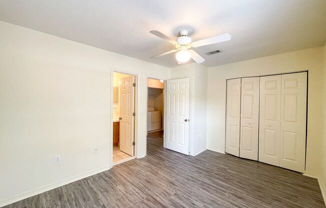 2 beds, 2.5 baths, $1,600, Unit Unit 4