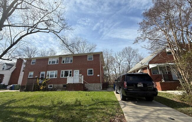 6008 1/2 BURGESS AVE