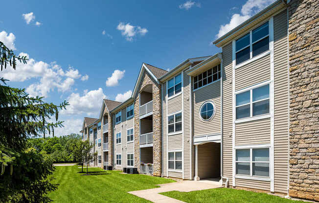 Turnberry Creek Exterior