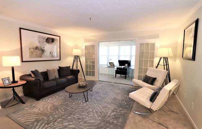 Modern Living Room at Rosemont Vinings Ridge, Atlanta, Georgia