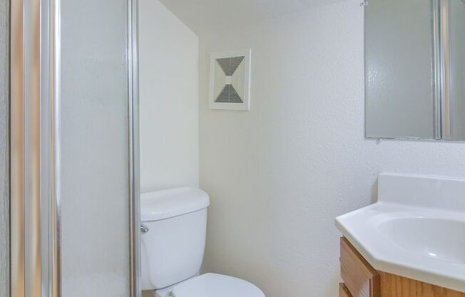 1 bed, 1 bath, $1,095, Unit 1591 High Street - 5