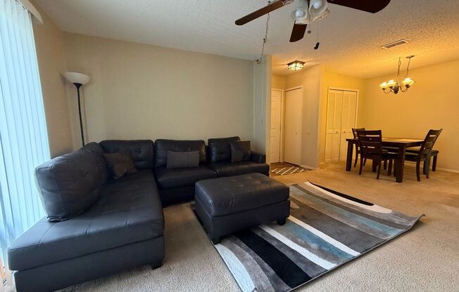 2 beds, 2 baths, $1,400, Unit Apt 713