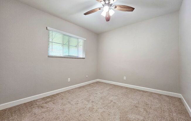 2 beds, 1 bath, 841 sqft, $2,595, Unit 26
