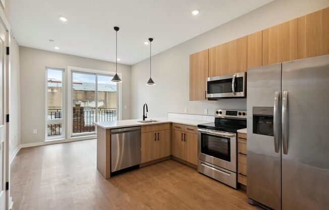 1 bed, 1 bath, 556 sqft, $1,375, Unit Unit 306