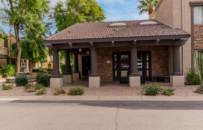 2 beds, 2 baths, 919 sqft, $1,675, Unit 1098