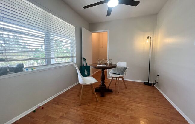 2 beds, 1 bath, 838 sqft, $1,999, Unit 64