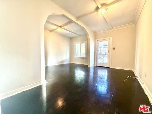 1404 3/4 SILVER LK BLVD