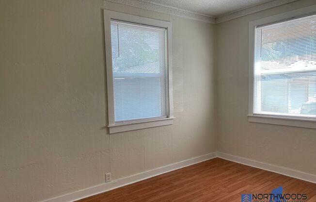 2 beds, 1 bath, $1,450