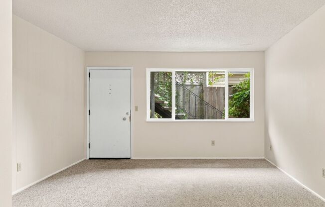2 beds, 1 bath, 754 sqft, $1,500, Unit 3832