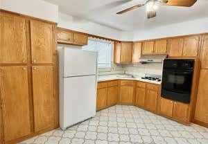 3 beds, 2 baths, $2,500