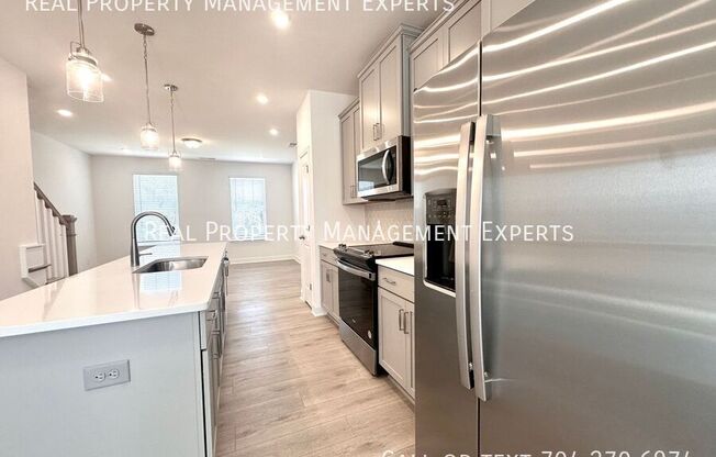 5008 LAYMAN DR