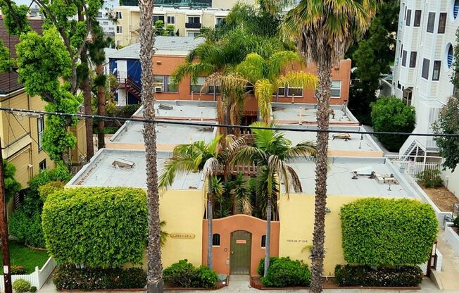 Crevillea Apartments