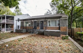 4327-4329 The Paseo